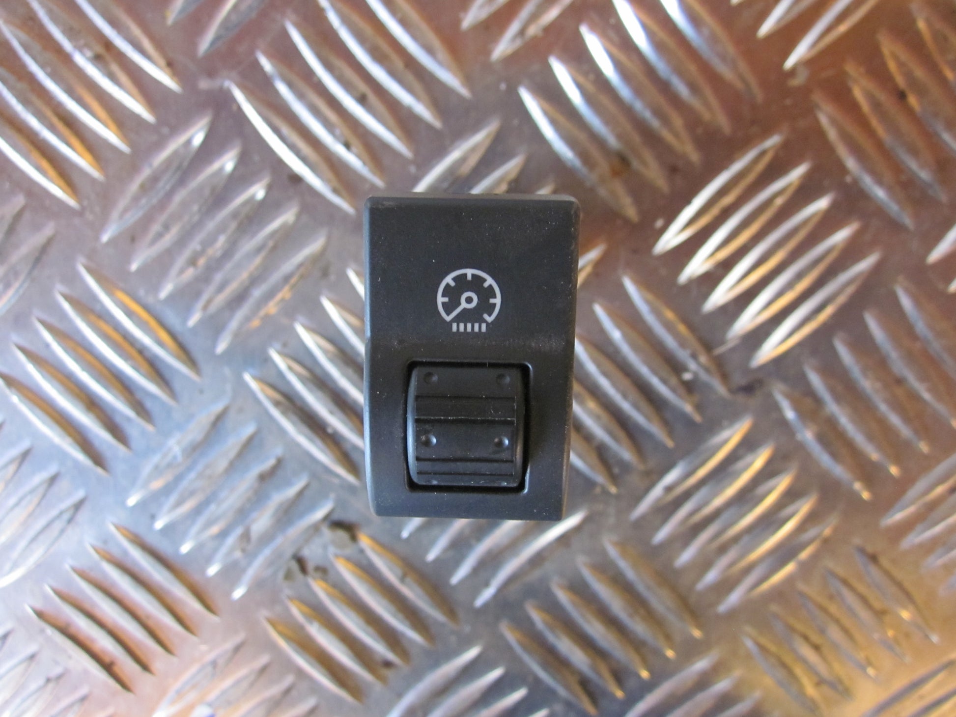 Mazda 3 BK Kontakt Instrumentlys Med OEM Nr. Ophugger Fra Mazda Ophugger