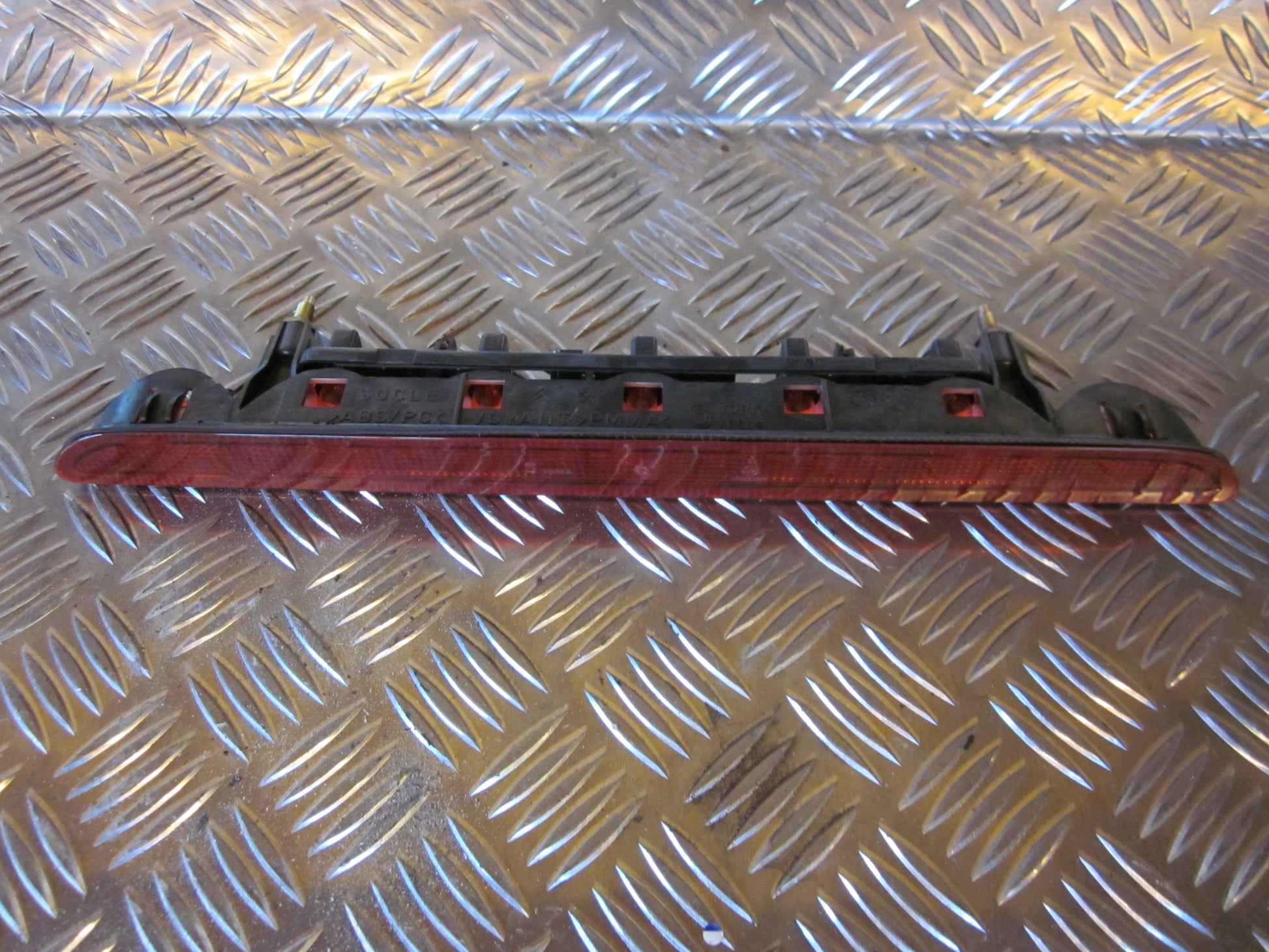 Peugeot Partner Bremselys Med OEM Nr. Ophugger Fra Peugeot Ophugger