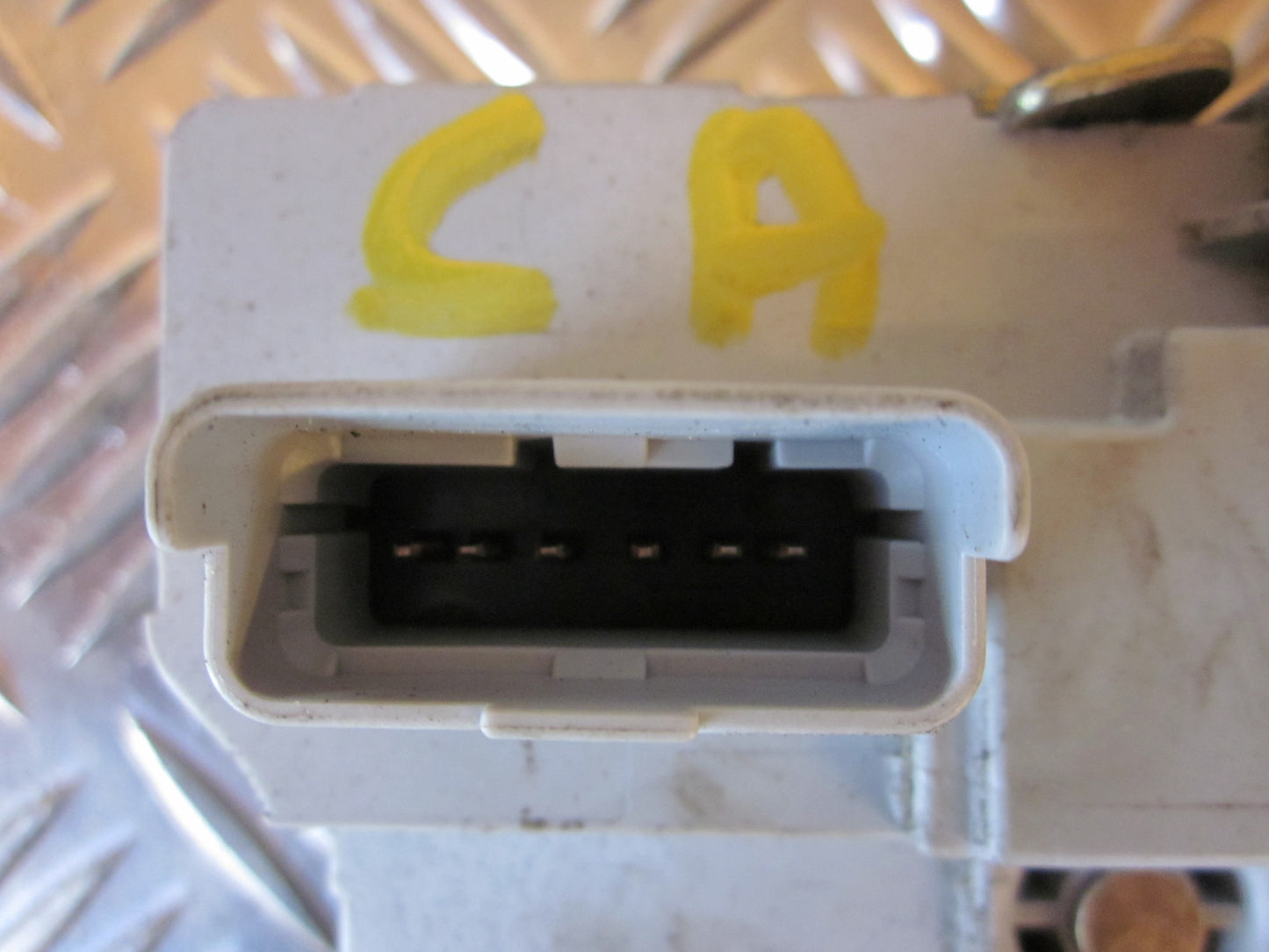 Peugeot Partner Dørlås Med OEM Nr. Ophugger Fra Peugeot Ophugger