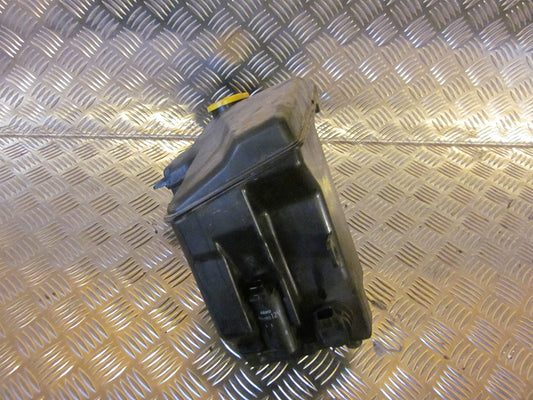 Mazda 6 GG/GY Sprinkler M/Motor Med OEM Nr. Ophugger Fra Mazda Ophugger