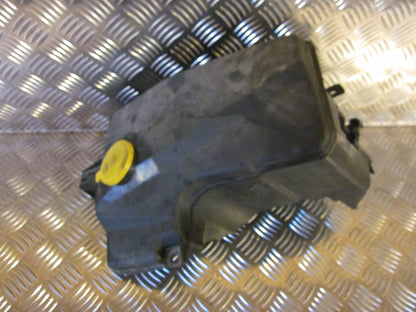 Mazda 6 GG/GY Sprinkler M/Motor Med OEM Nr. Ophugger Fra Mazda Ophugger