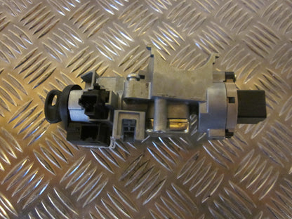 Mazda 6 GG/GY Ratlås Med OEM Nr. Ophugger Fra Mazda Ophugger