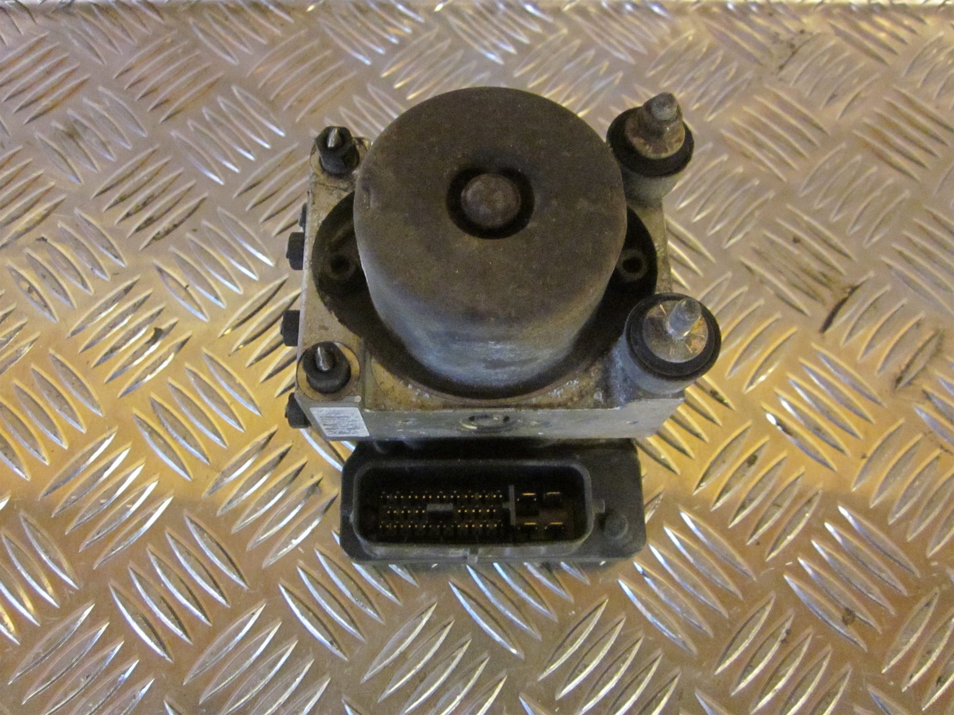 Mazda 6 GG/GY Abs Pumpe Med OEM Nr. md9a2w3e27f2 Fra Mazda Ophugger