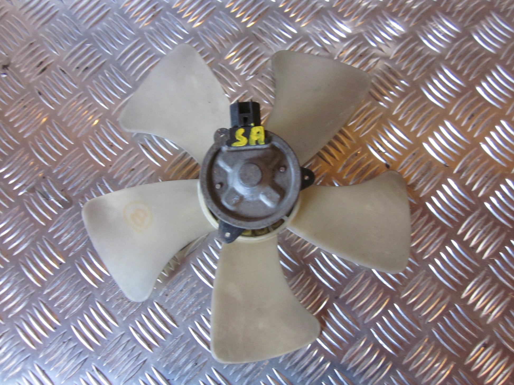 Mazda 6 GG/GY Kølerblæser El Med OEM Nr. Ophugger Fra Mazda Ophugger