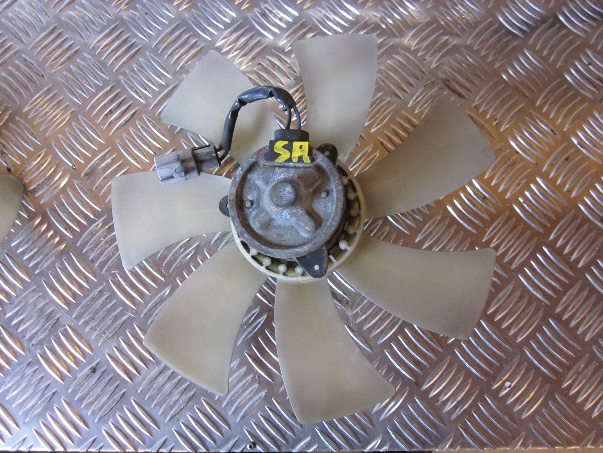 Mazda 6 GG/GY Kølerblæser El Med OEM Nr. Ophugger Fra Mazda Ophugger