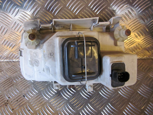 VW Polo 3 5D 6N Forlygte Med OEM Nr. Ophugger Fra VW Ophugger