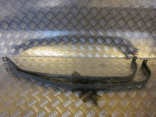 VW Touran 1T GP Tankbånd Med OEM Nr. Ophugger Fra VW Ophugger