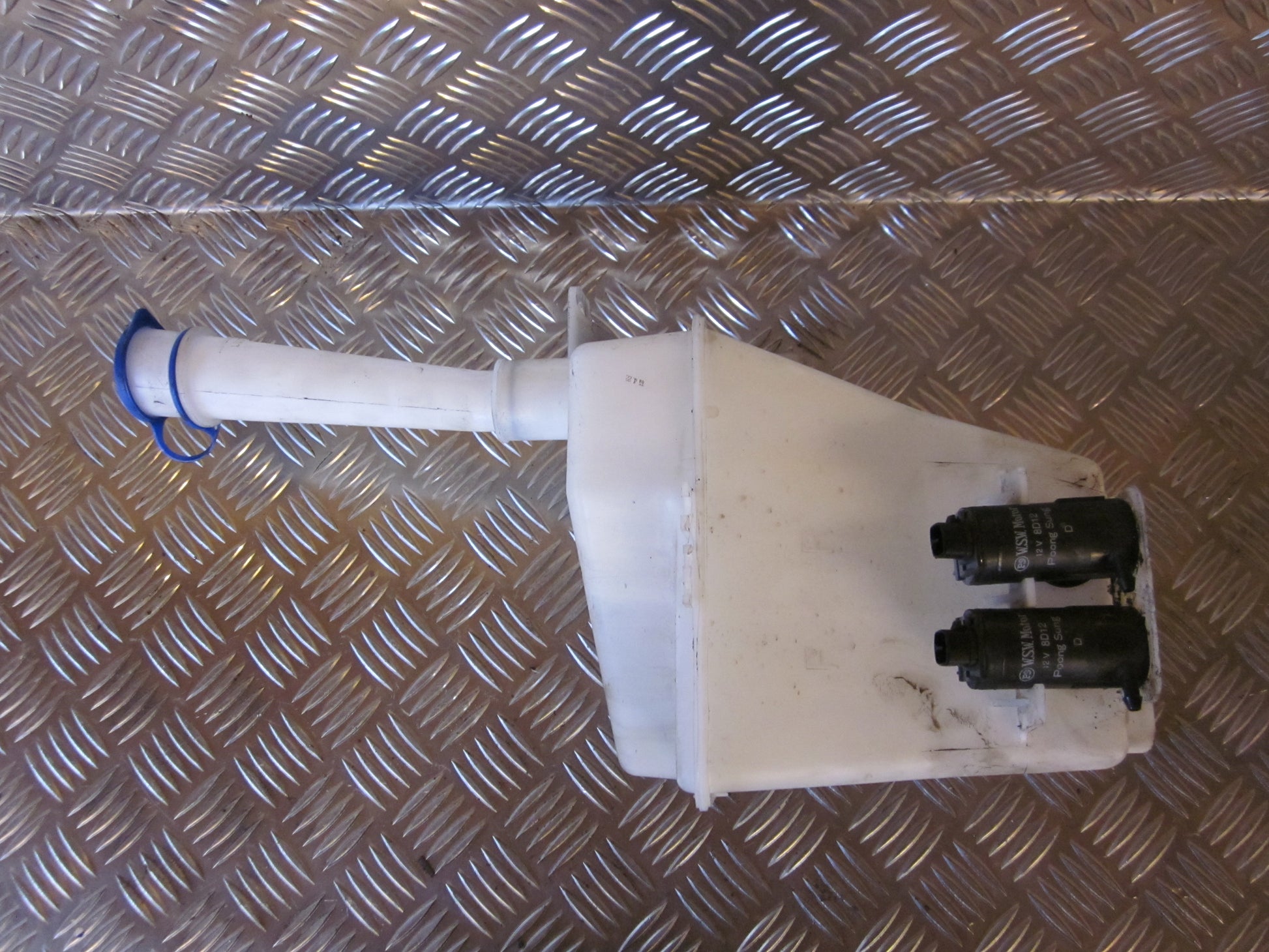 Chevrolet Aveo Sprinkler M/Motor Med OEM Nr. Ophugger Fra Chevrolet Ophugger