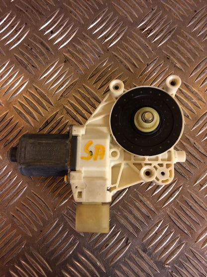 Ford Mondeo 4 Rudemotor - Rudehejs Med OEM Nr. Ophugger Fra Ford Ophugger