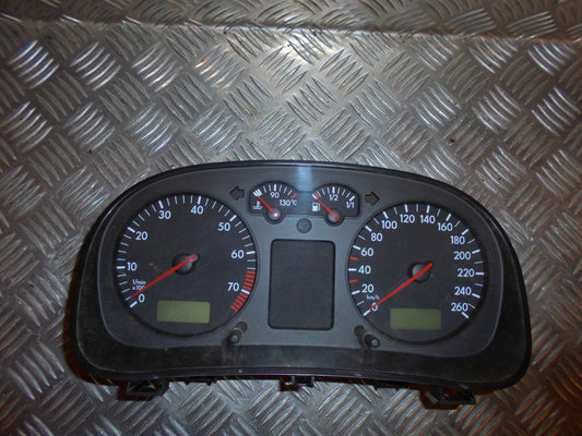 VW Golf 4 1J Speedometer - Instrument Med OEM Nr. 1J0920805B Fra VW Ophugger