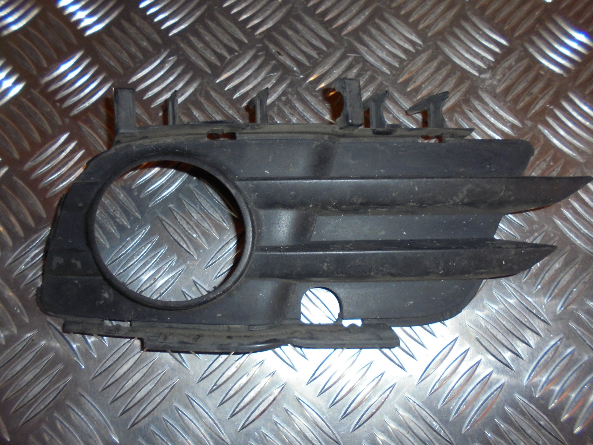 Opel Vectra C Frontgitter Med OEM Nr. Ophugger Fra Opel Ophugger