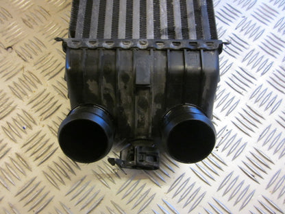 Peugeot 207 Køler Intercooler Med OEM Nr. Ophugger Fra Peugeot Ophugger