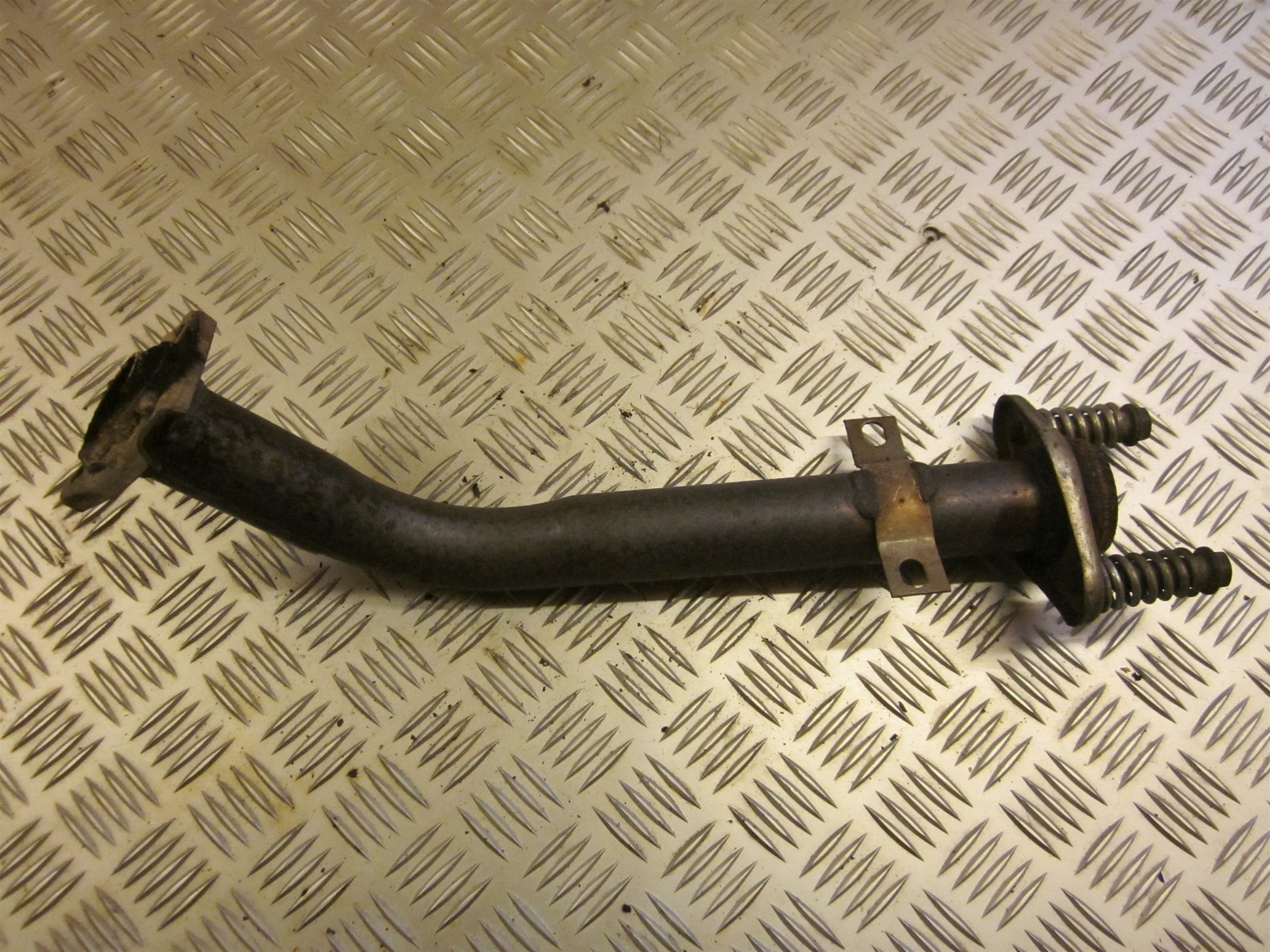 Nissan Primera P11 Udstødnings Tilgangsrør Med OEM Nr. Ophugger Fra Nissan Ophugger