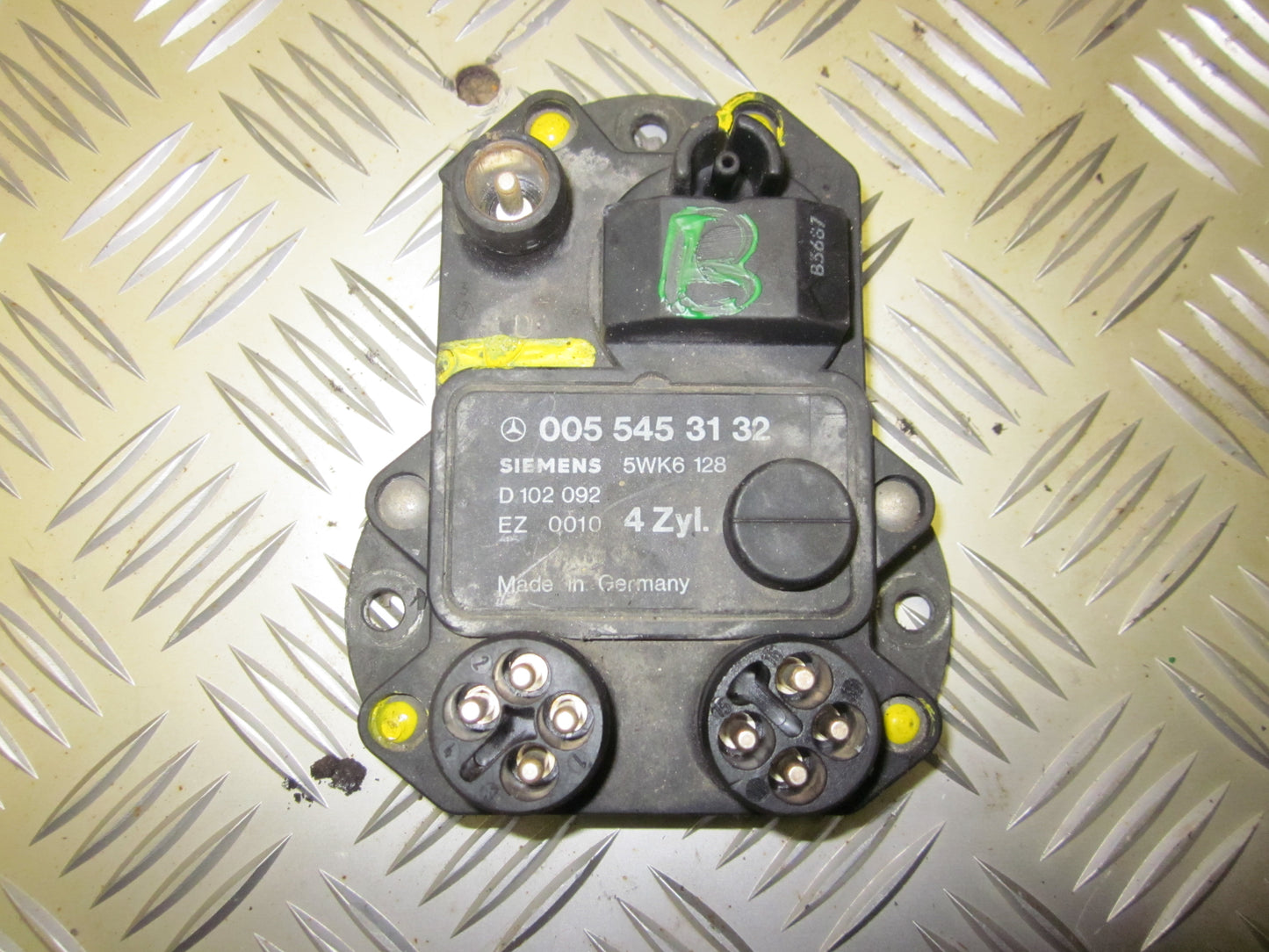 Mercedes 190 W201 Tændingsmodul Med OEM Nr. Ophugger Fra Mercedes Ophugger