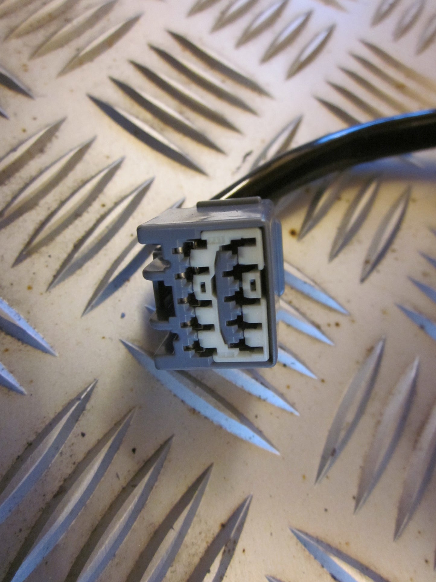 Ford Mondeo 3 Sidespejl Med OEM Nr. 1376108 Fra Ford Ophugger