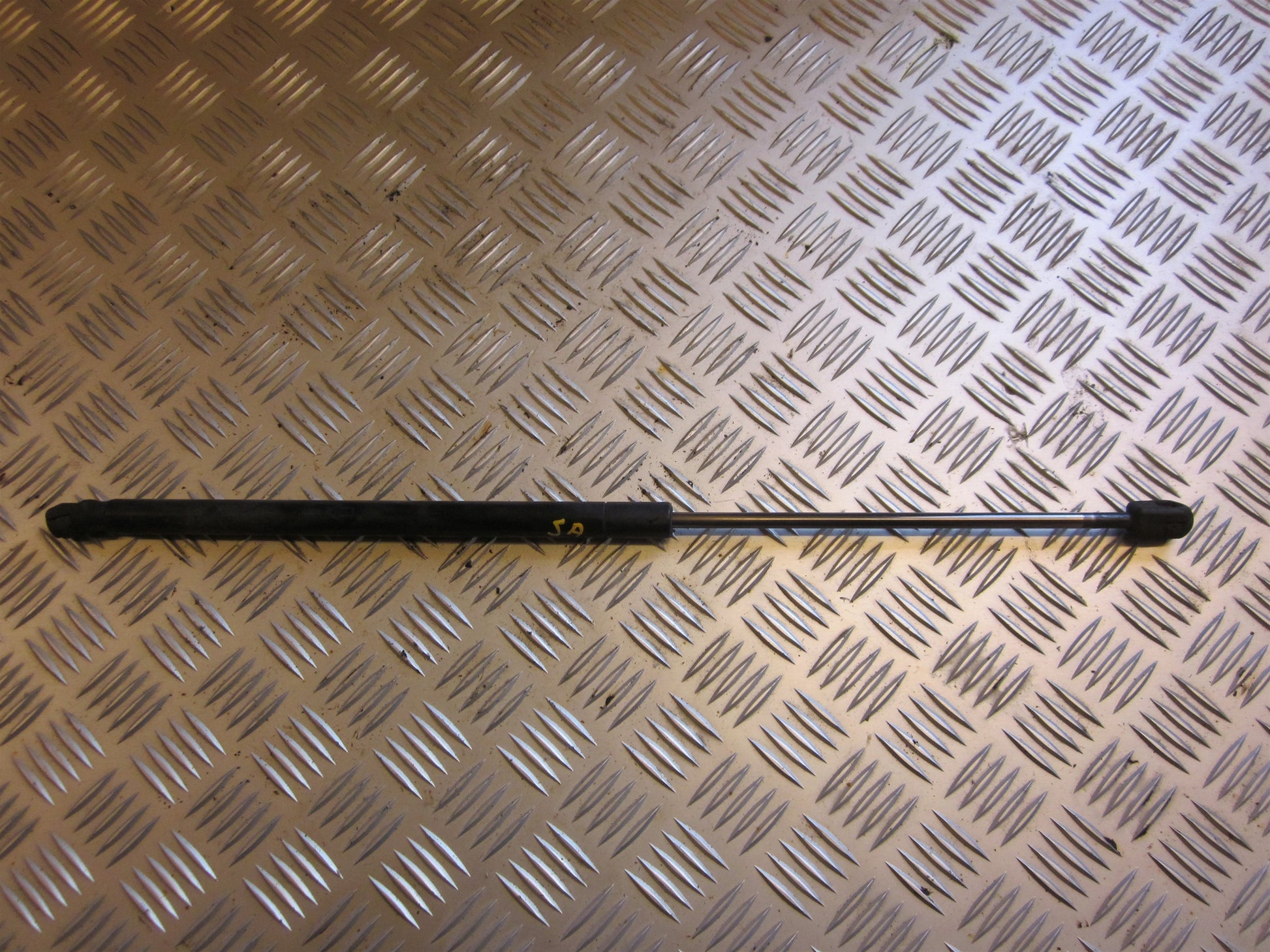 Ford Mondeo 3 Bagklapsdæmper Med OEM Nr. Ophugger Fra Ford Ophugger