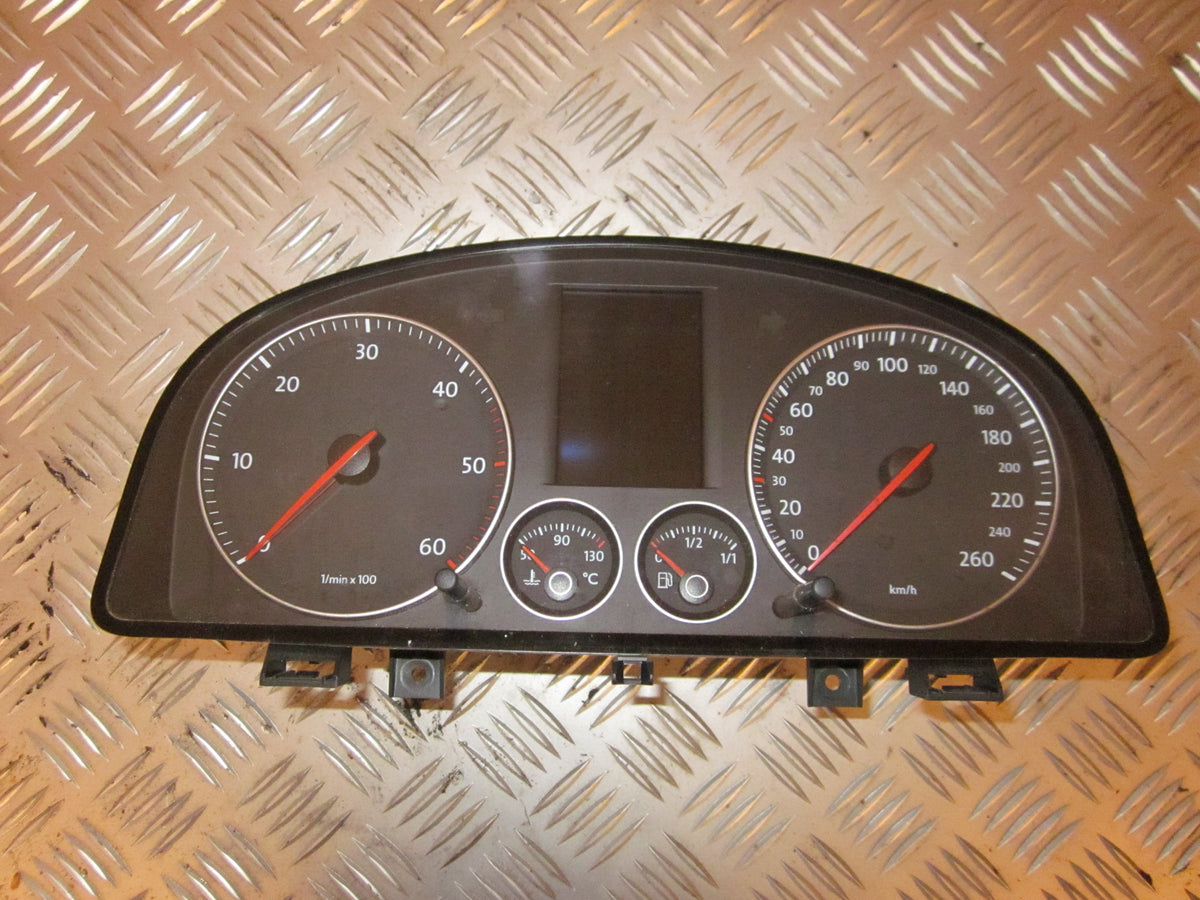 VW Touran 1T/Gp Speedometer - Instrument Med OEM Nr. 1T0920872A Fra VW Ophugger