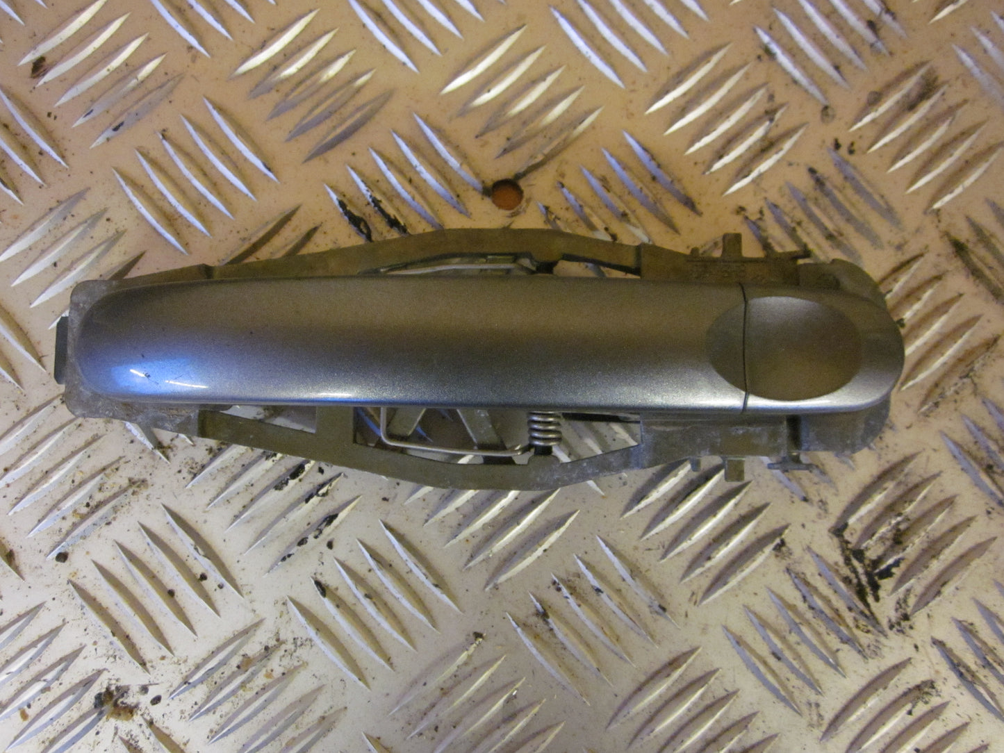 VW Touran 1T GP Håndtag Udvendig Med OEM Nr. Ophugger Fra VW Ophugger