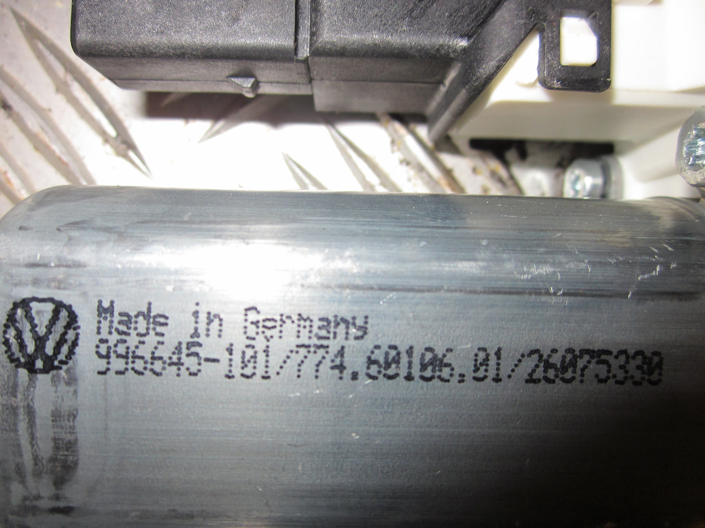 VW Touran 1T GP Rudemotor - Rudehejs Med OEM Nr. 1K0959703B Fra VW Ophugger