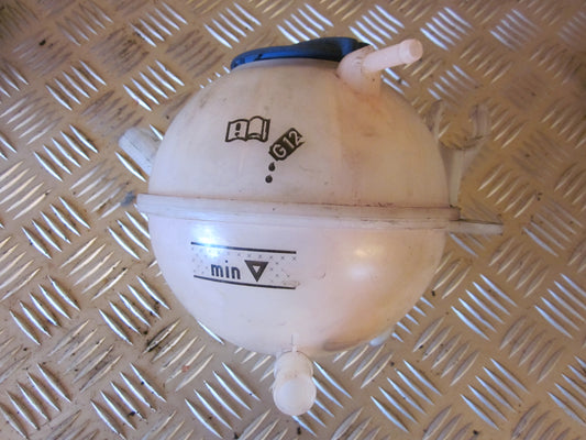 VW Touran 1T GP Ekspansionsbehold Med OEM Nr. Ophugger Fra VW Ophugger