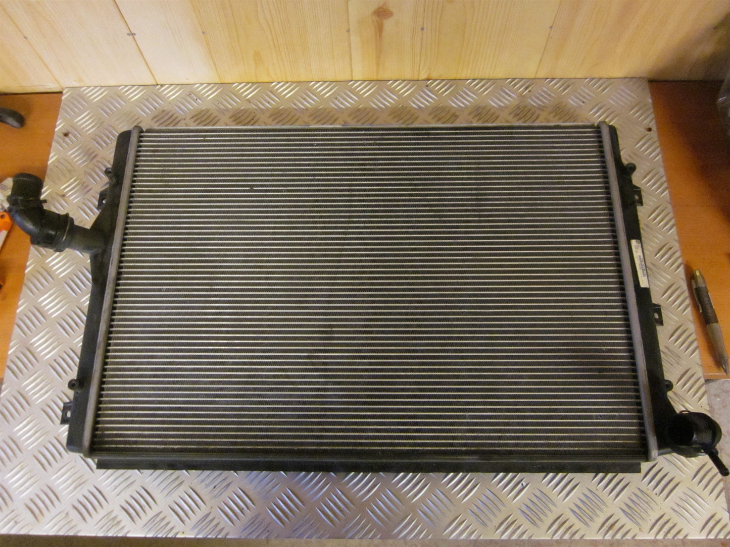 VW Touran 1T GP Køler Med OEM Nr. Ophugger Fra VW Ophugger