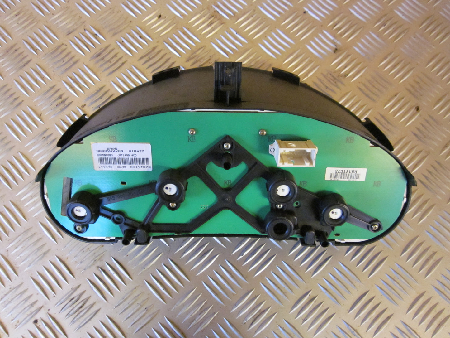 Peugeot 206 Speedometer - Instrument Med OEM Nr. 6106LK Fra Peugeot Ophugger