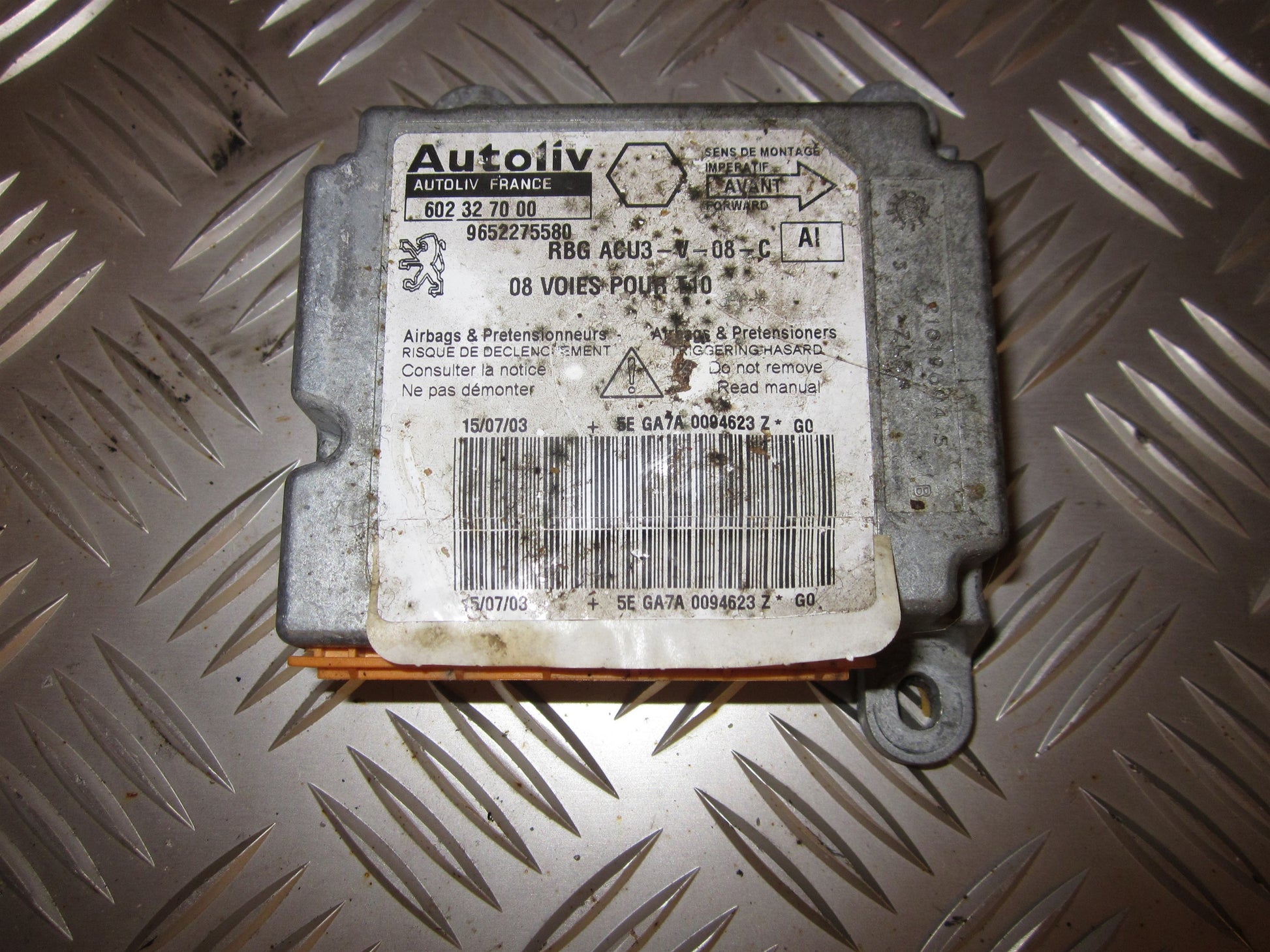 Peugeot 206 Airbag Elboks Med OEM Nr. Ophugger Fra Peugeot Ophugger