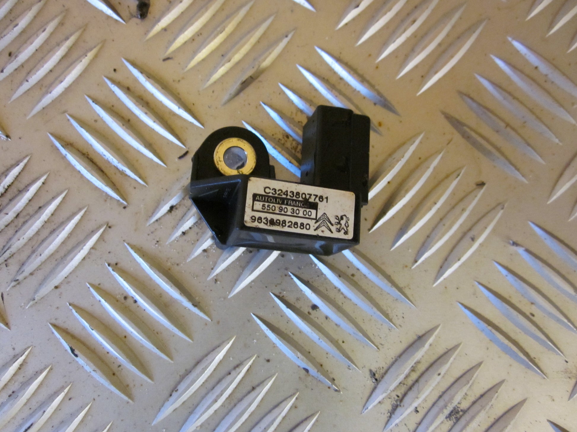 Peugeot 206 Airbag Føler Med OEM Nr. Ophugger Fra Peugeot Ophugger