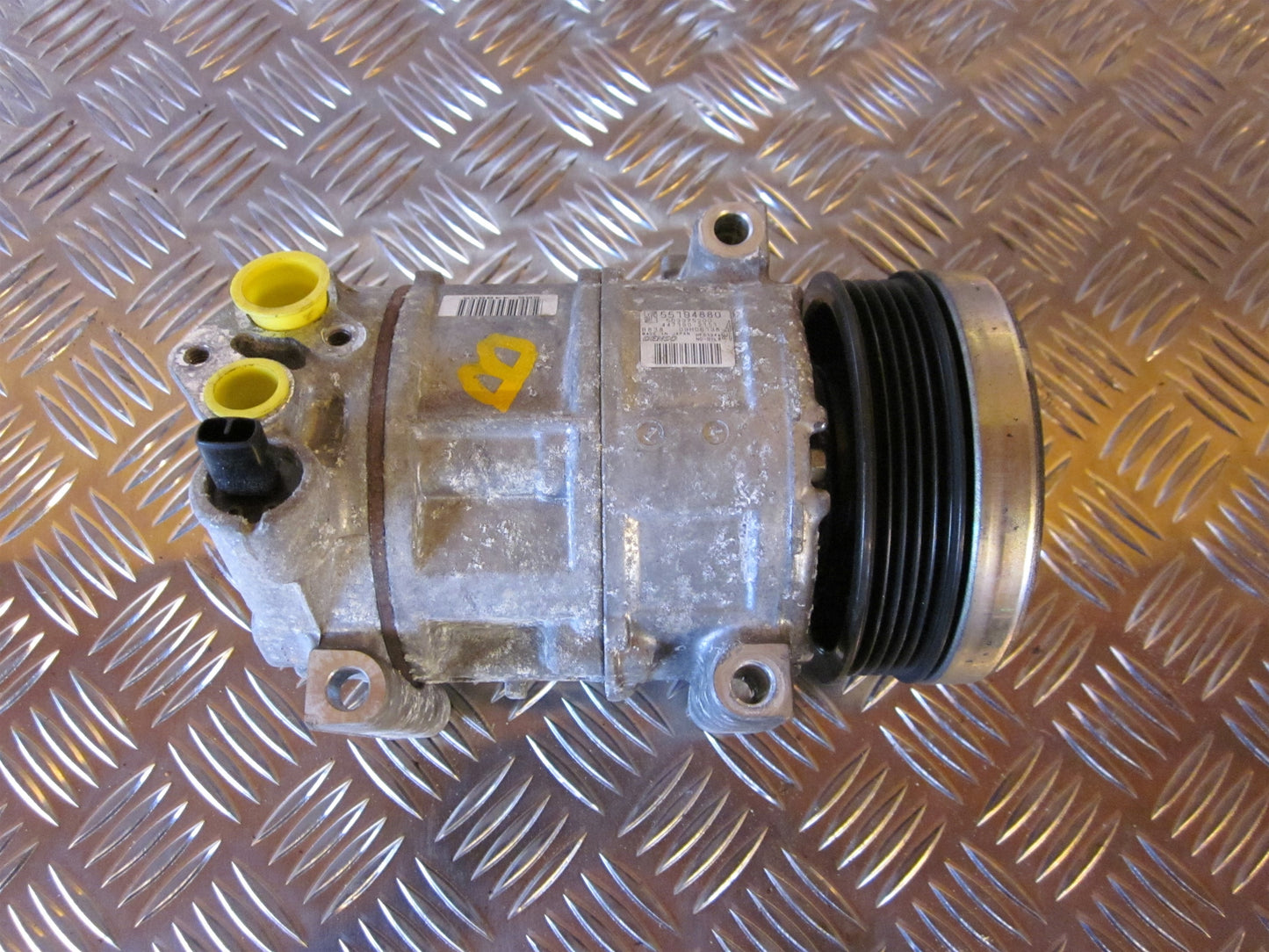 Fiat Grande Punto Aircondition Pumpe Med OEM Nr. 4471902151 Fra Fiat Ophugger