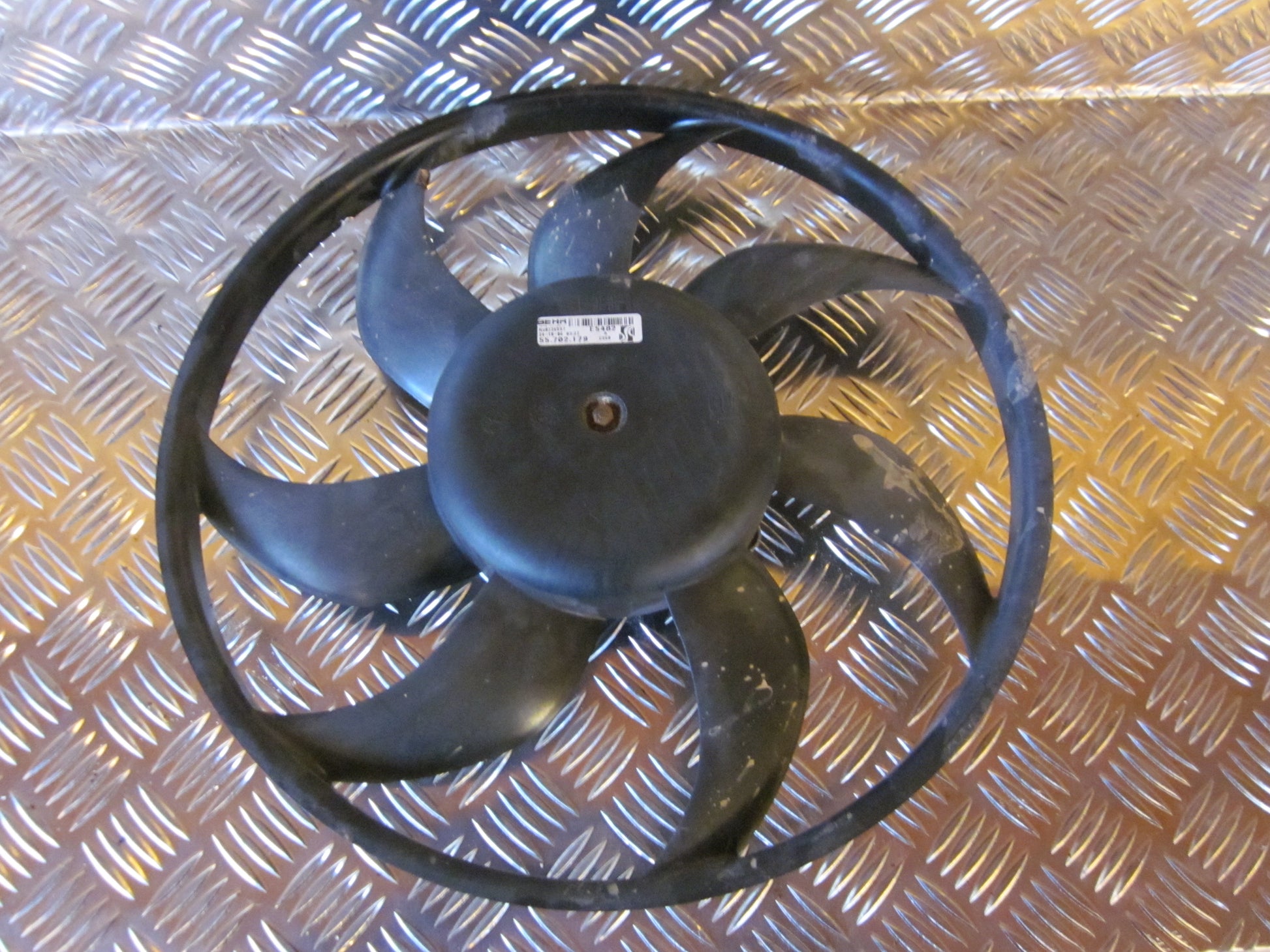 Fiat Grande Punto Kølerblæser El Med OEM Nr. Ophugger Fra Fiat Ophugger