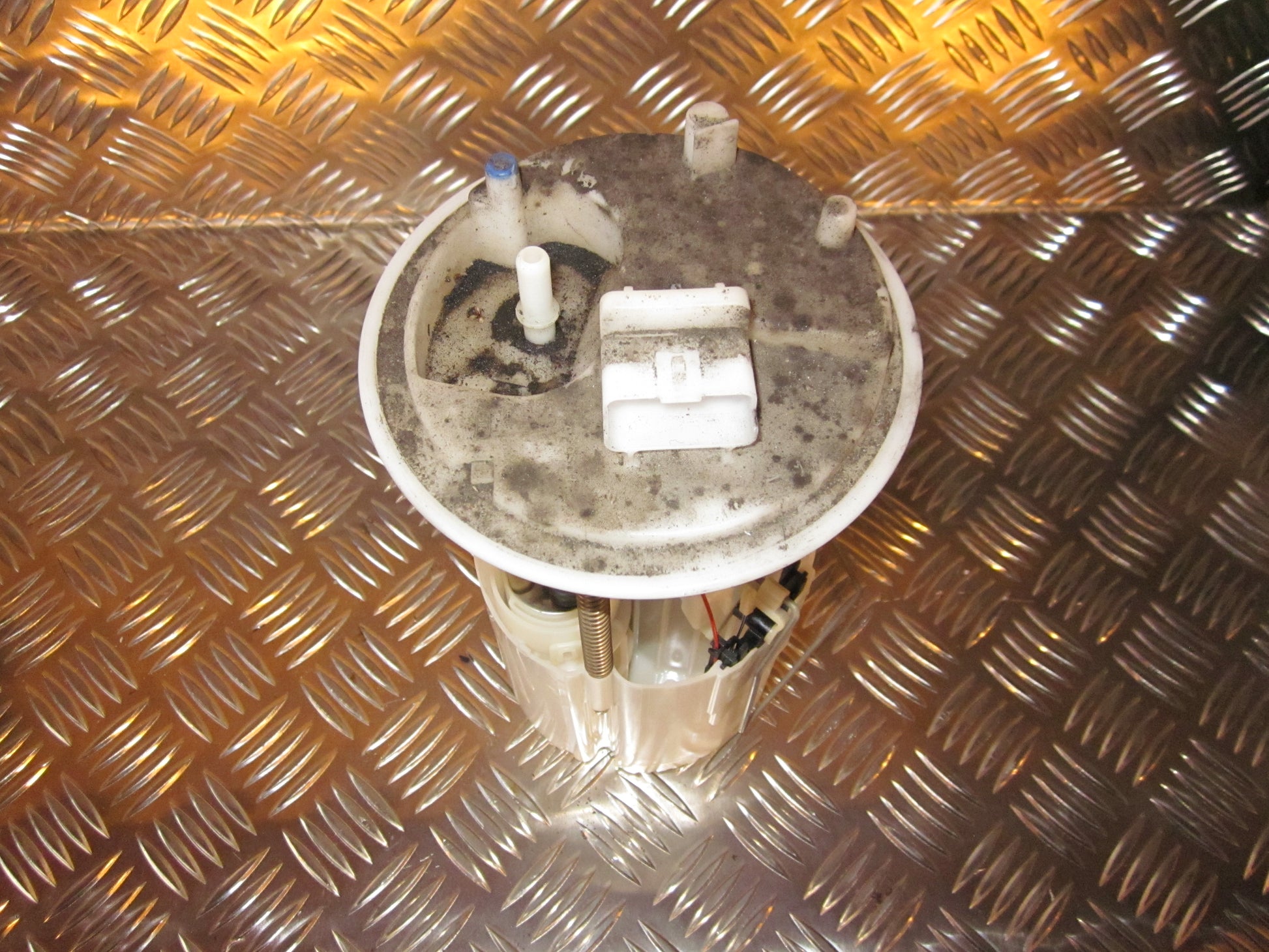 Fiat Grande Punto Benz/Brændstofpumpe El Med OEM Nr. 0580314137 Fra Fiat Ophugger