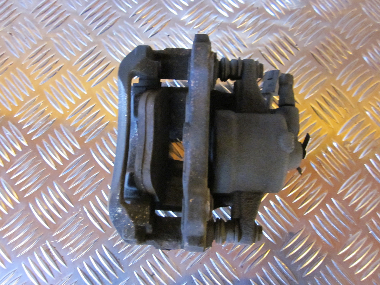 Fiat Grande Punto Bremsekaliber VF Med OEM Nr. Ophugger Fra Fiat Ophugger