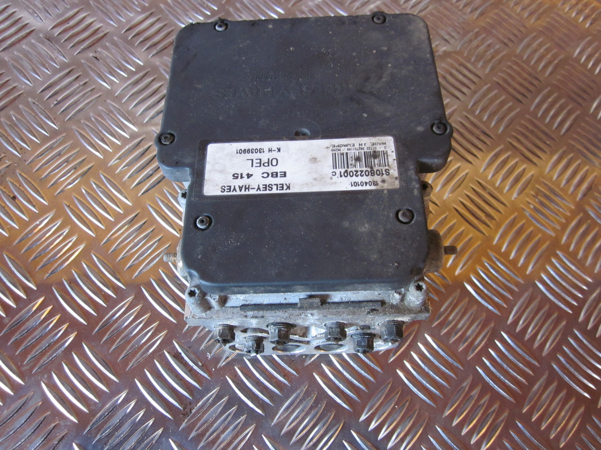 Opel Vectra B ABS Pumpe Med OEM Nr. 13039901 Fra Opel Ophugger