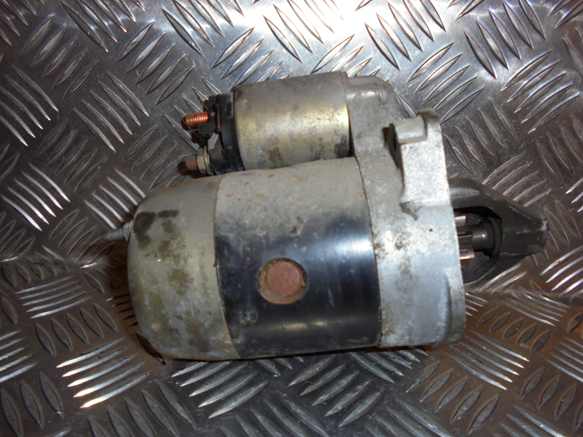 Mazda 323 C 3D BA13 Starter Med OEM Nr. B50518400 Fra Mazda Ophugger