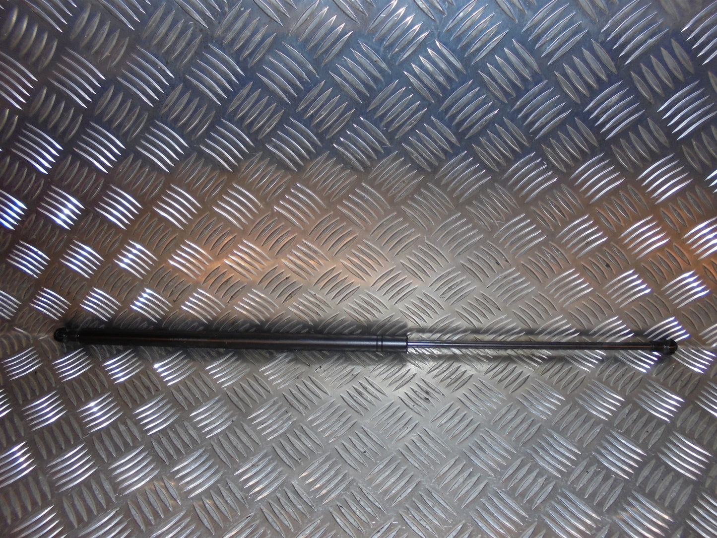 Opel Agila A Bagklapsdæmper Med OEM Nr. Ophugger Fra Opel Ophugger