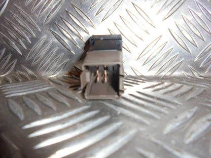 Peugeot 406 Kontakt El-Rude Med OEM Nr. Ophugger Fra Peugeot Ophugger