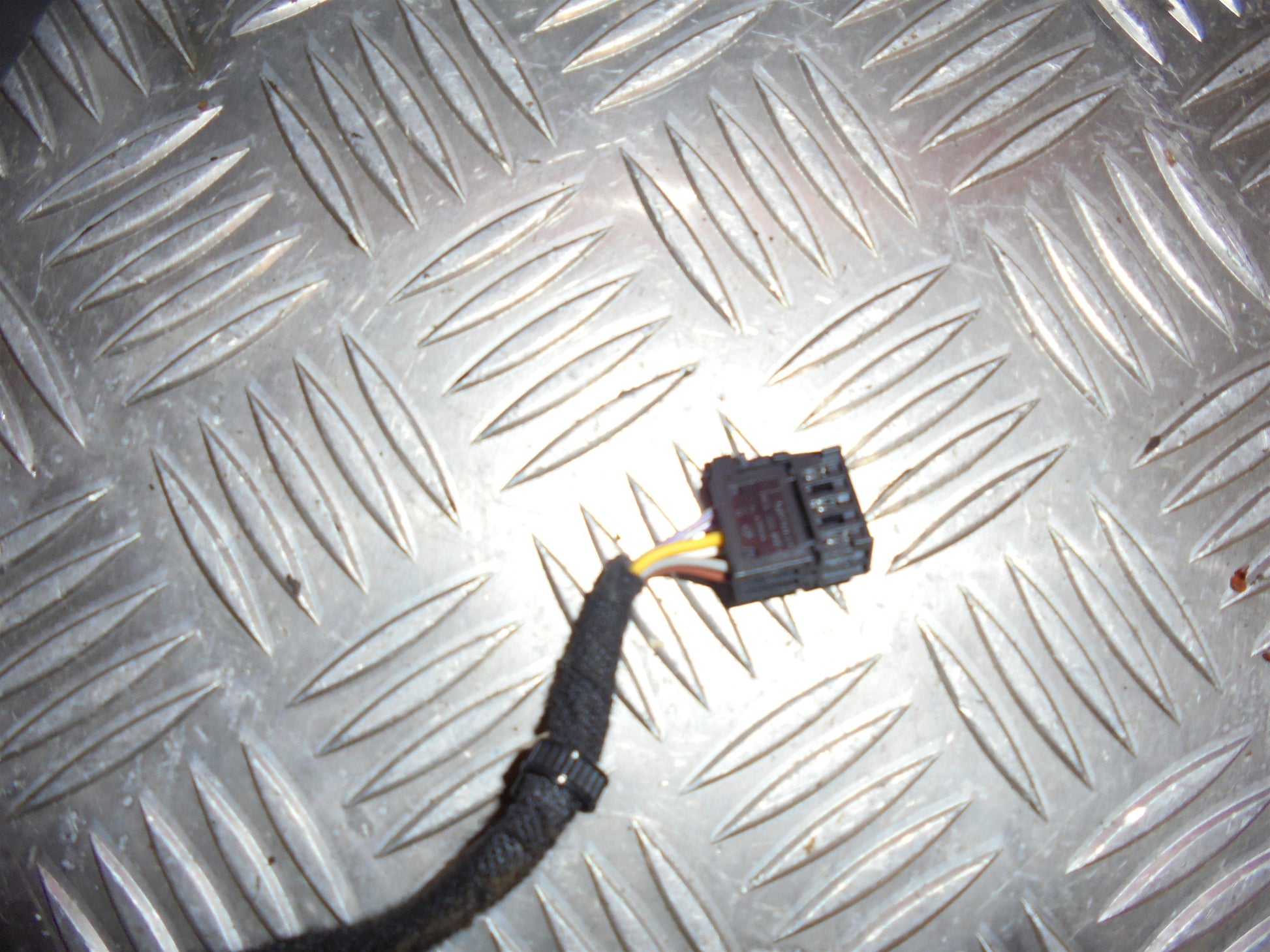 VW Polo 6R Sidespejl Med OEM Nr. 6R0857933 Fra VW Ophugger