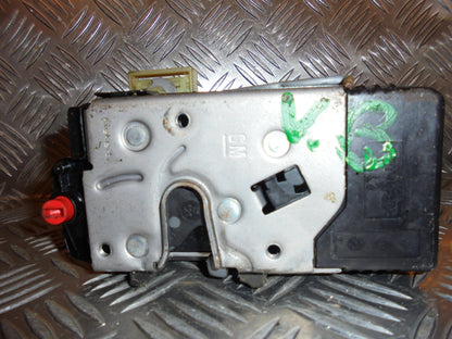 Opel Vectra C Dørlås Med OEM Nr. 13157758 Fra Opel Ophugger