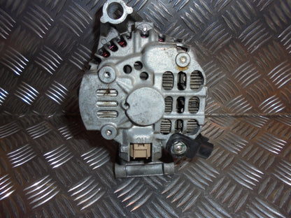 Mazda 2 ND Generator Med OEM Nr. 2S6T10300CB Fra Mazda Ophugger