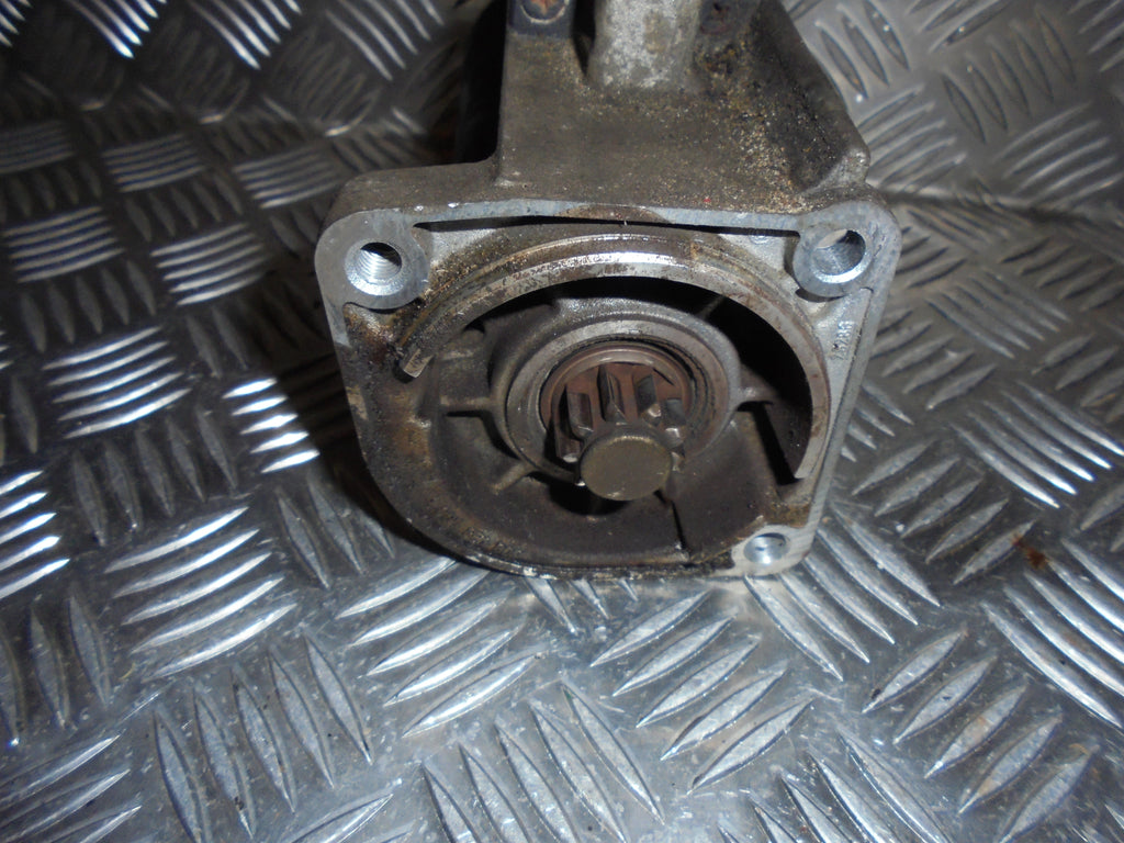 VW Polo 3/5D 6N Starter Med OEM Nr. 0001121001 Fra VW Ophugger