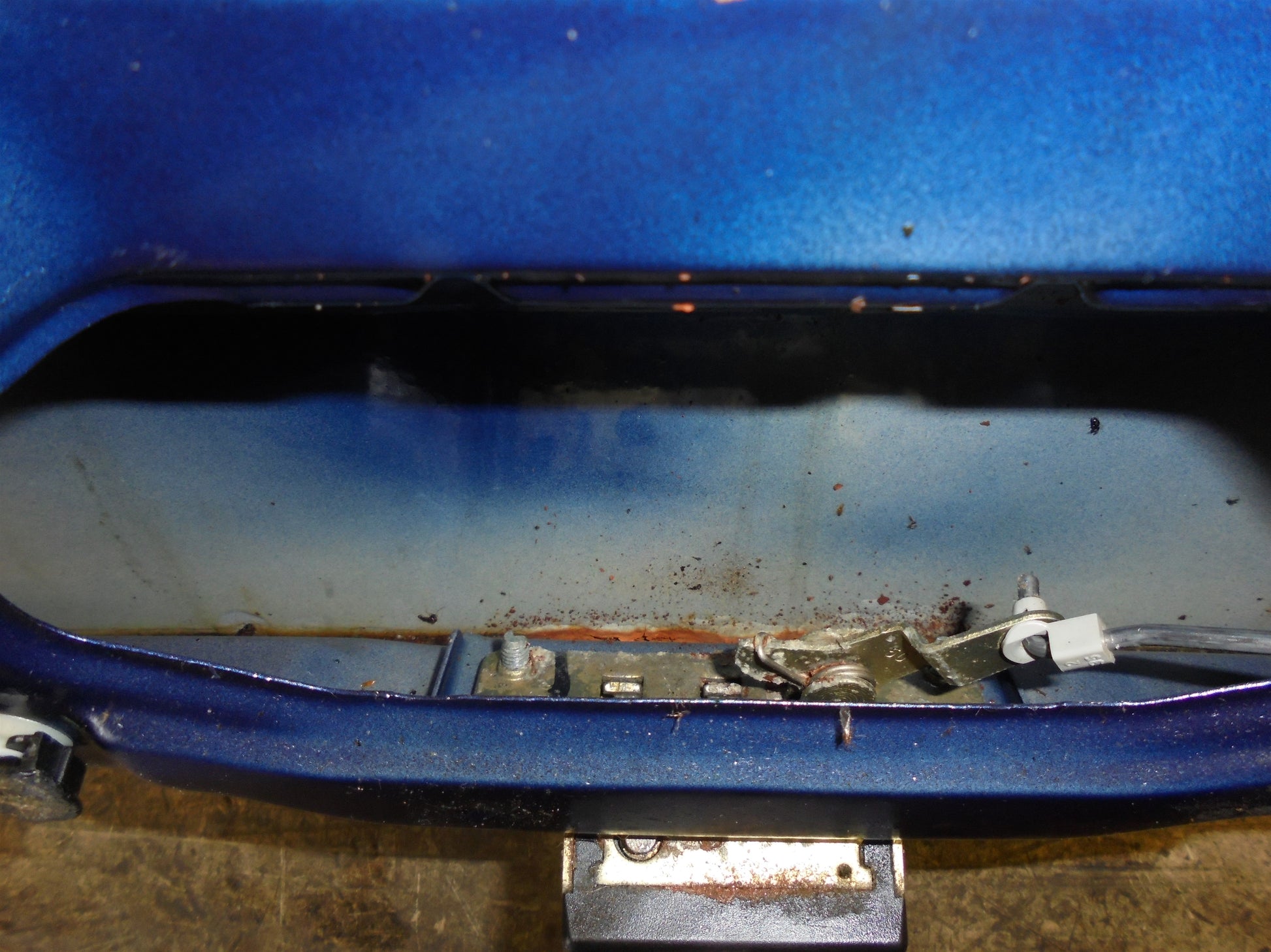 Opel Astra G Bagklap Med OEM Nr. Ophugger Fra Opel Ophugger