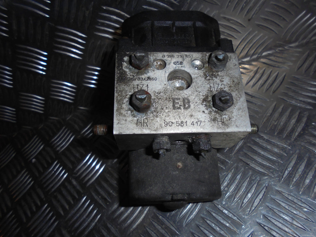 Opel Astra G ABS Pumpe Med OEM Nr. 0273004362 Fra Opel Ophugger