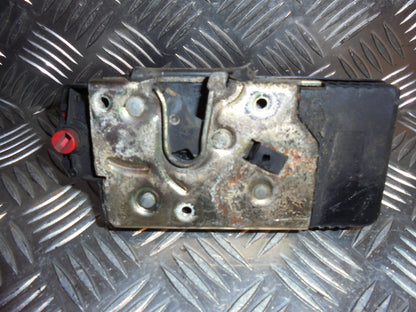 Opel Astra G Dørlås Med OEM Nr. Ophugger Fra Opel Ophugger