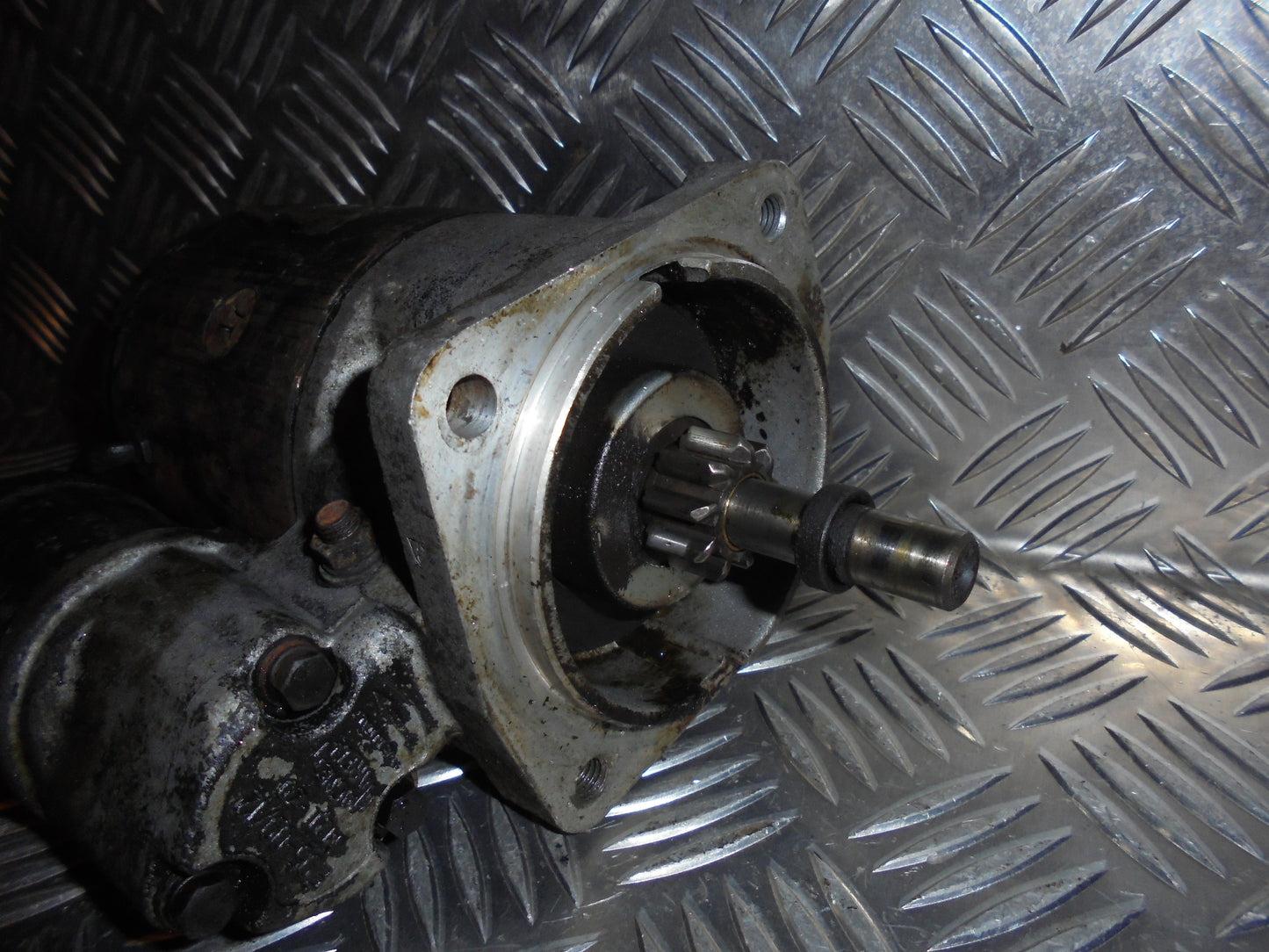 VW Polo Starter Med OEM Nr. 036911023K Fra VW Ophugger