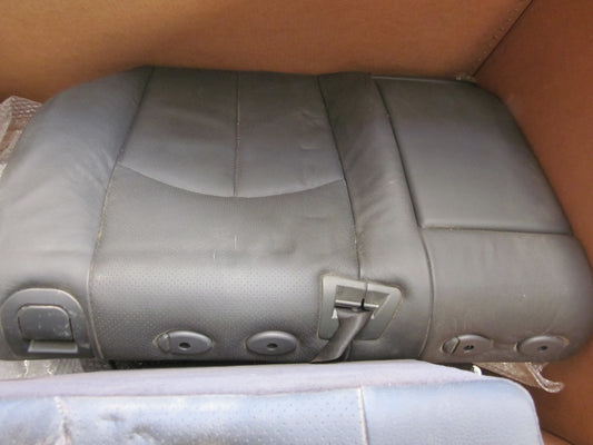 Mercedes E W211 Combisæder 4 Dørs Med OEM Nr. Ophugger Fra Mercedes Ophugger