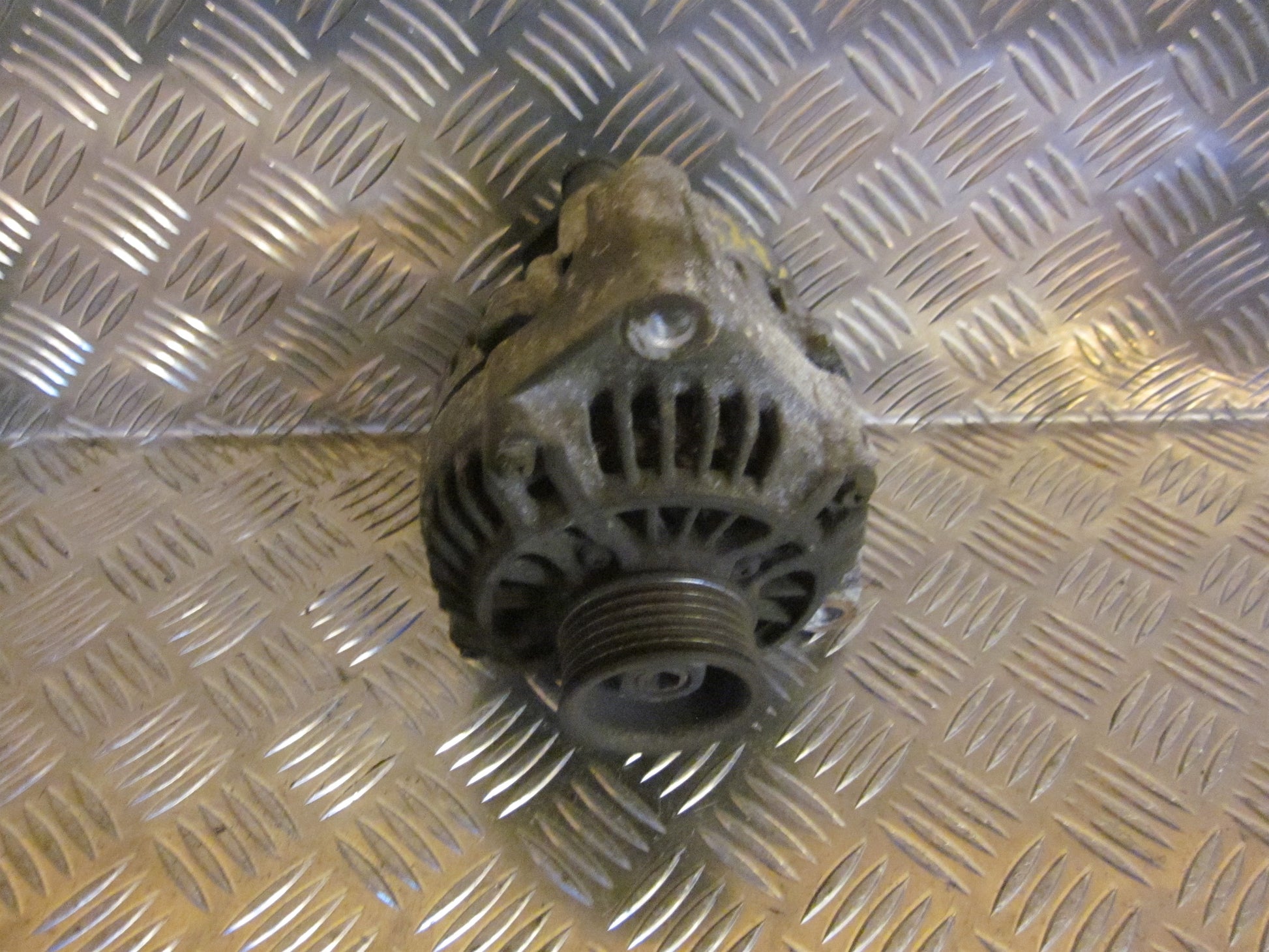 Citroen Xsara Generator Med OEM Nr. 123310011 Fra Citroen Ophugger