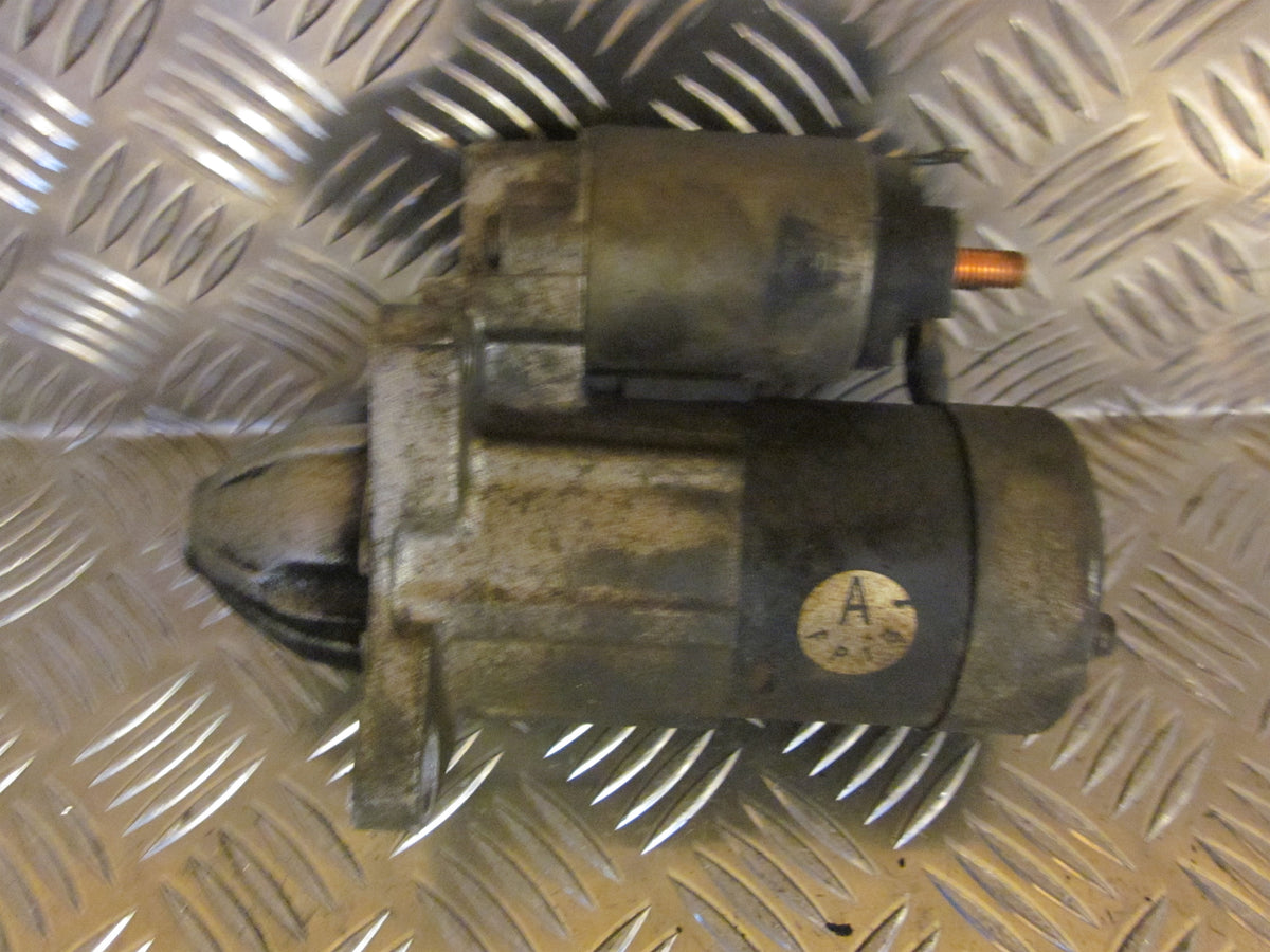 Mazda 626 Ge Starter Med OEM Nr. M000T80381 Fra Mazda Ophugger