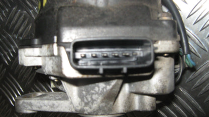 Mazda 626 GE Strømfordeler El Med OEM Nr. Ophugger Fra Mazda Ophugger