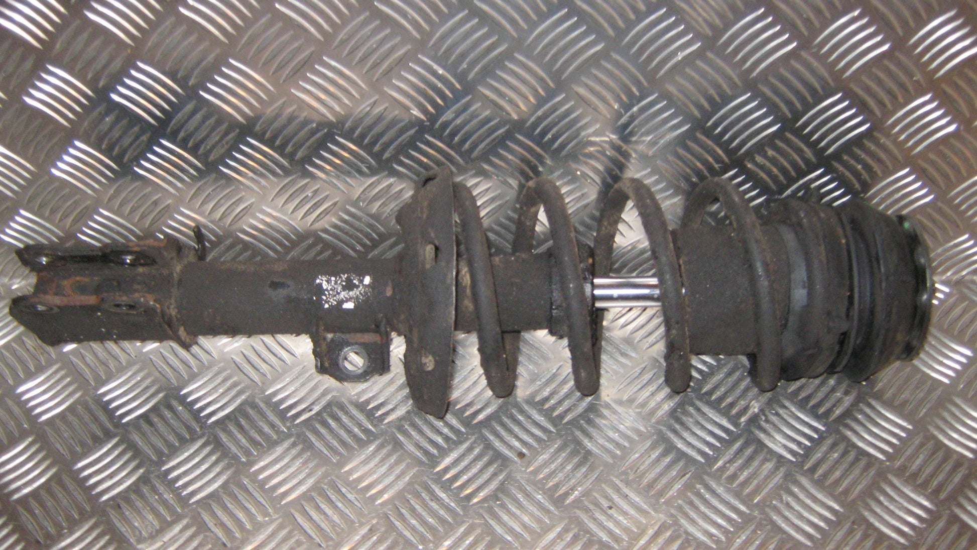 Opel Combo C Fjederben For V Med OEM Nr. Ophugger Fra Opel Ophugger