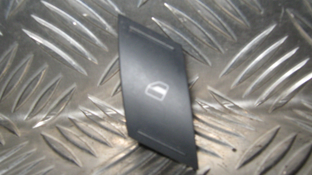 Skoda Superb Kontakt Rudehejs Med OEM Nr. 3UO959855 Fra Skoda Ophugger